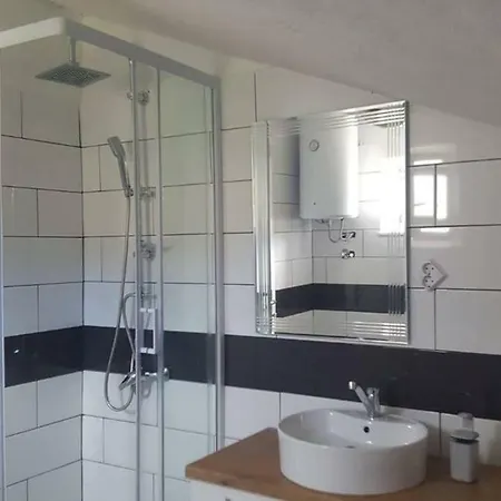 Apartman Lucija *